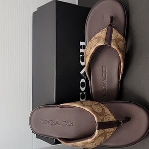 Coach Men Signature Flip Flop Khaki, Multi 9D No. G4921